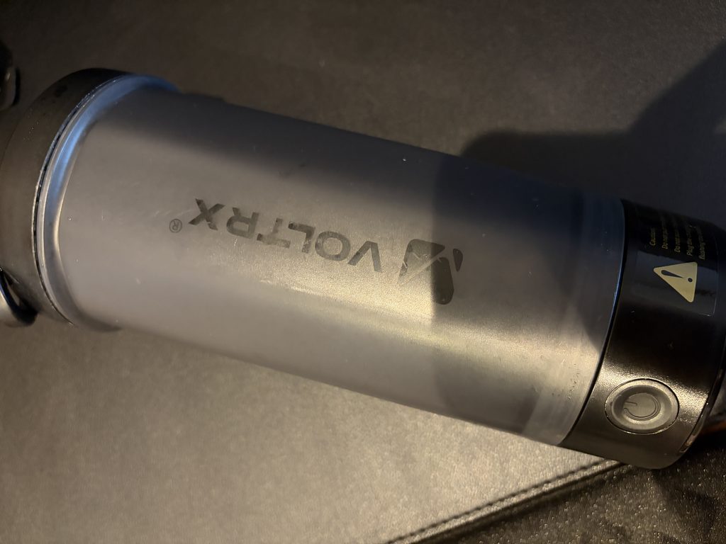 VOLTRX 電動プロテインシェーカーボトル Merger